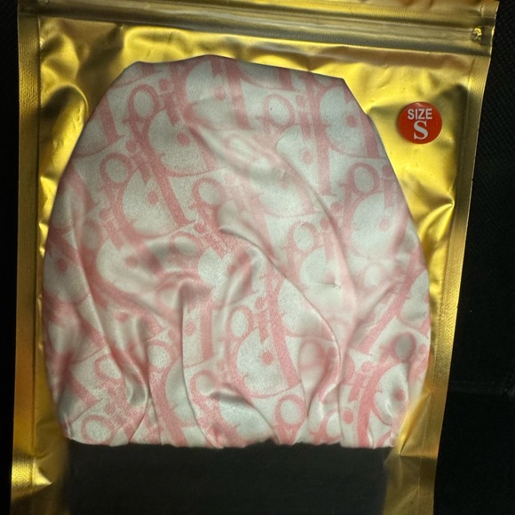 Baby Bonnets - Picture 13 of 16